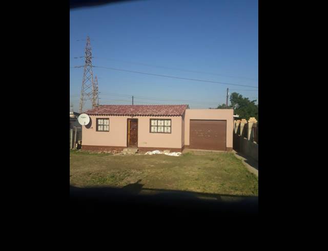 2 BEDROOM FREEHOLD SOLD IN FORDERVILLE